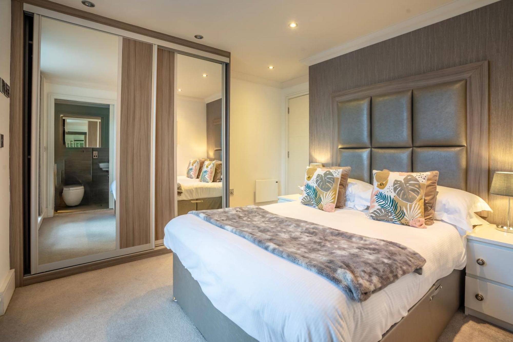31 Cocoa Suites York Exteriér fotografie